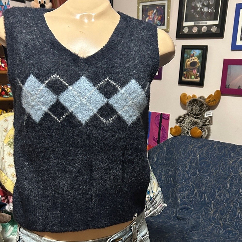 Abercrombie kids V-Neck Argyle Sweater Vest kids 11/12